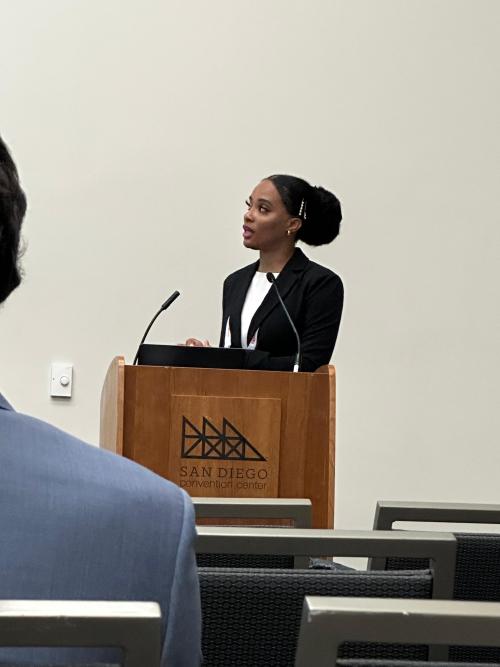 Onyinyechukwu Ukagha Presenting at the AICHE Conference 2024 AICHE Conference in San Diego